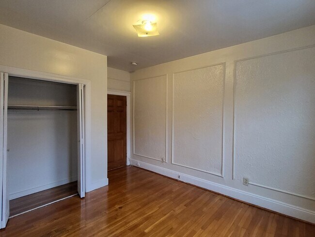 Foto del edificio - 19 Mora St