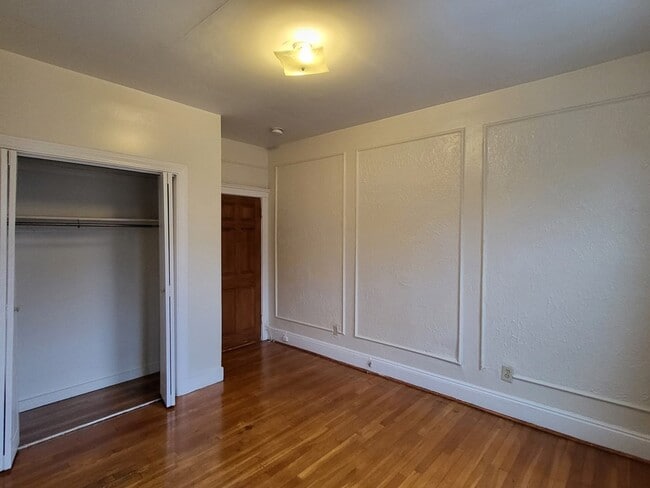 Foto del edificio - 19 Mora St