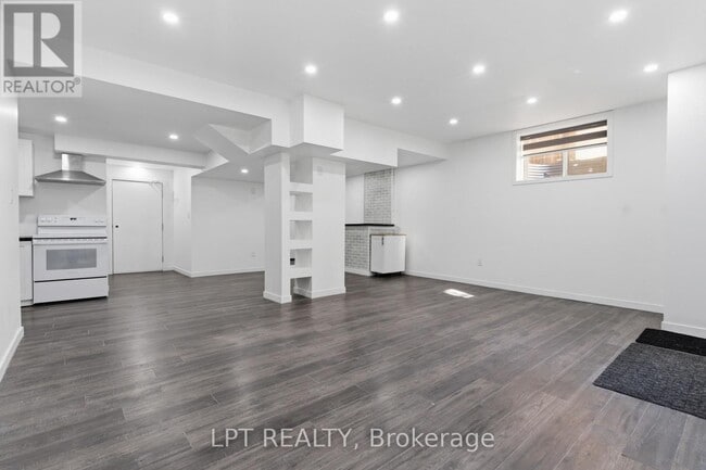 Building Photo - 3401 Regiment Rd