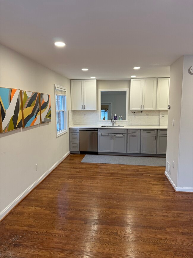 Photo - 2321 Riverview Terrace House