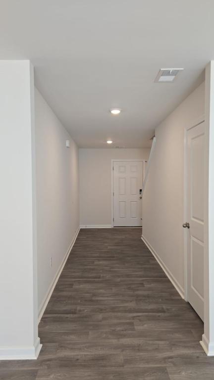 Foto del edificio - 2141 Monk Dr