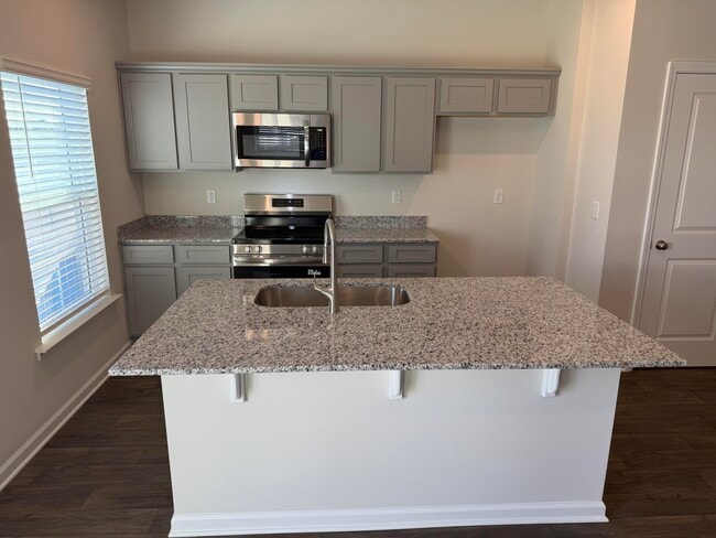 Foto del edificio - 2382 Bellflower St