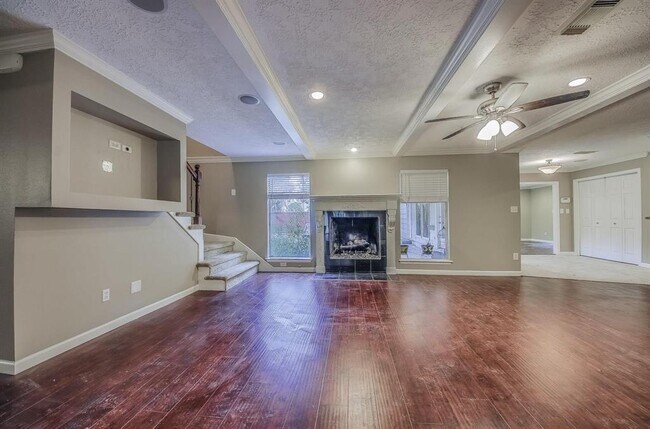 Building Photo - 3715 Sunstone Dr