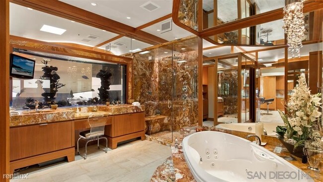 Foto del edificio - 3 br, 3 bath House - 205 S Helix # 71/72