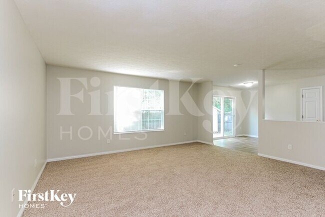 Building Photo - 3866 Planewood Dr