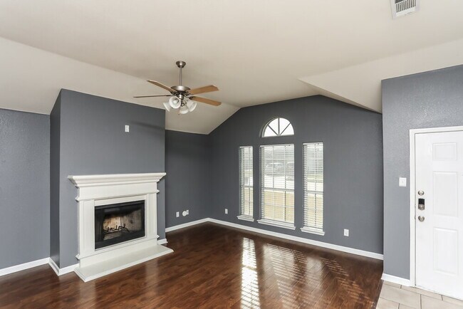 Foto del edificio - 1217 Crooked Creek Ct