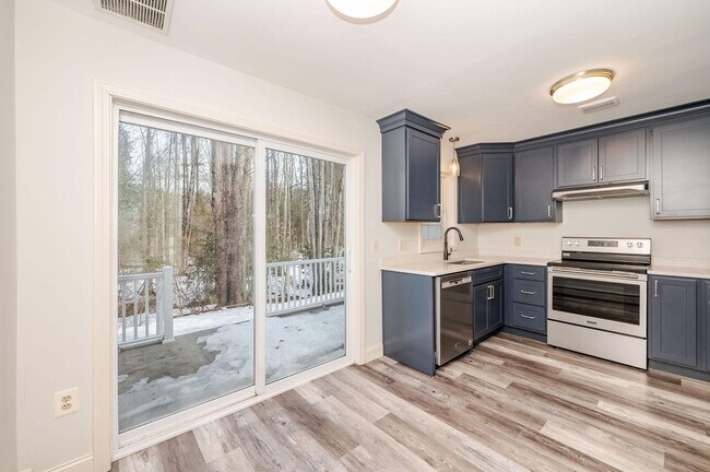 Foto del edificio - 75 Woodland Green