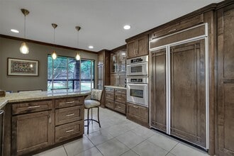 Building Photo - 2 Kino Ct