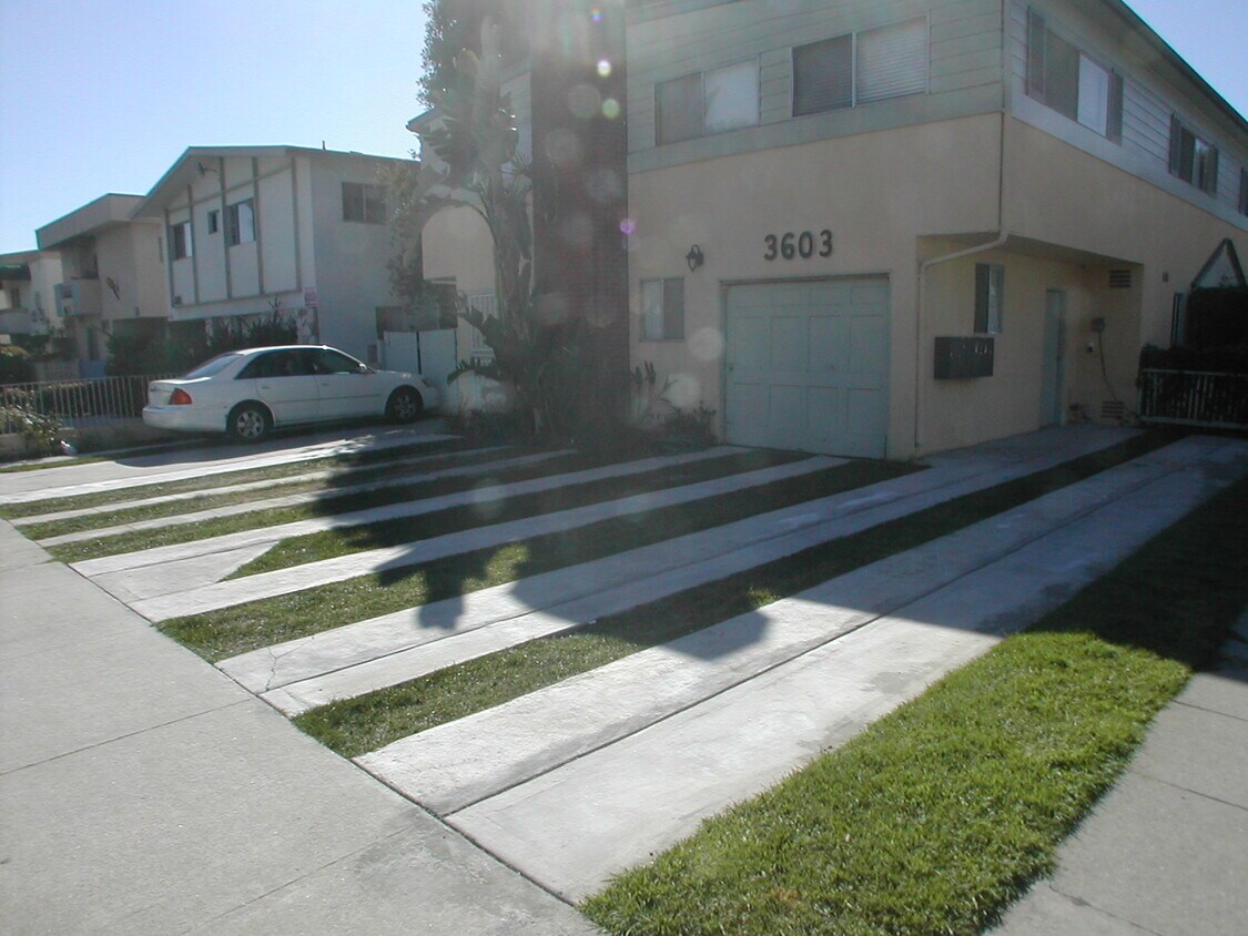 Primary Photo - 3603 Mentone Ave