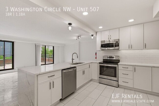 Foto del edificio - 3 Washington Cir NW