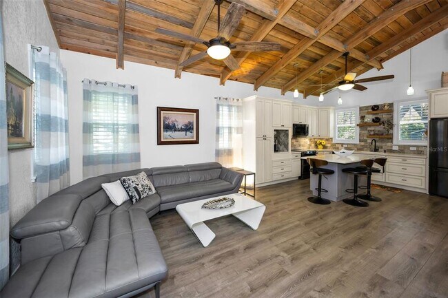 Foto del edificio - 525 Lexington St