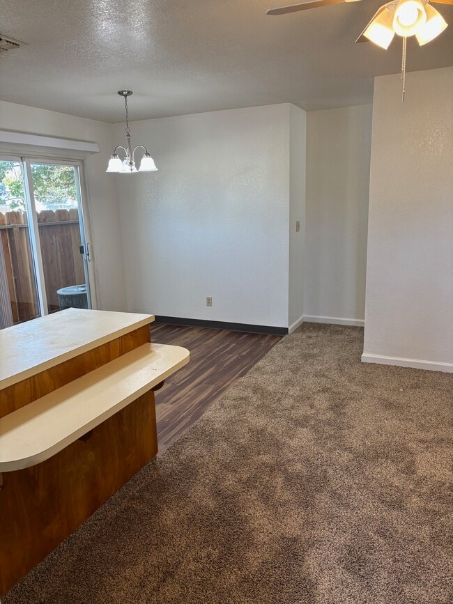 Building Photo - 901 Trinity Ave