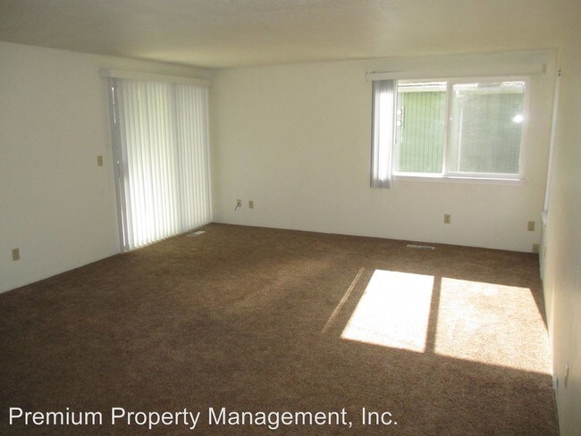 Building Photo - 4123-4125 Campbell Dr SE