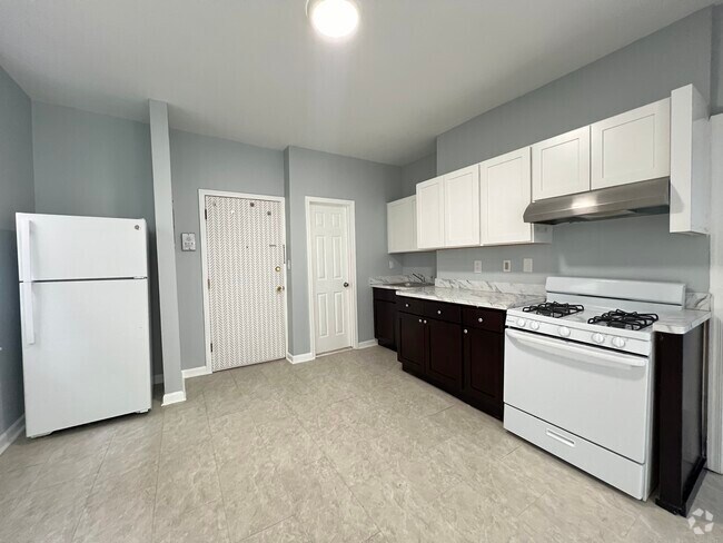 Building Photo - 235 Avenue E