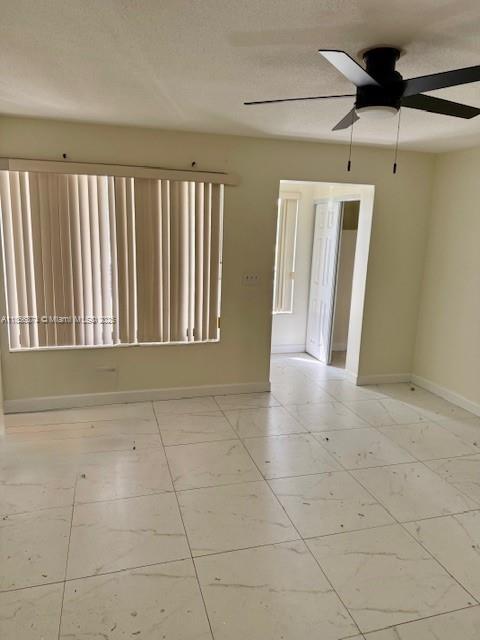 Foto del edificio - 6111 SW 39th Ct