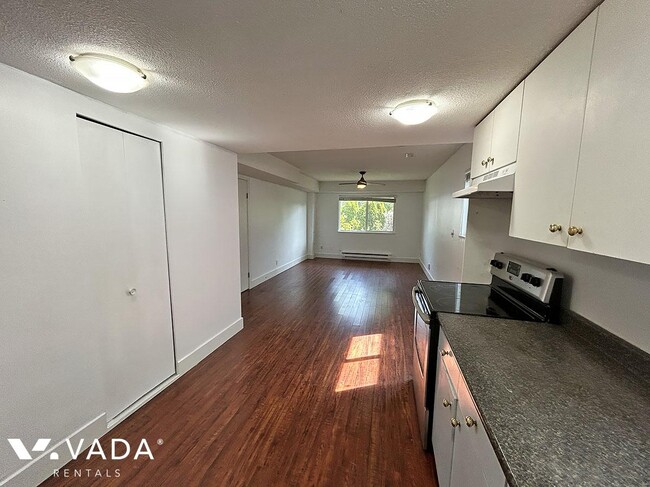 Photo du bâtiment - Ground Level 2 Bed Rental Home 3329B Liver...