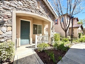 Building Photo - 37239 Ascella Ln