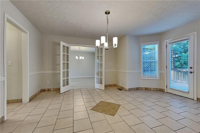 Building Photo - 1555 Rose Pointe Dr