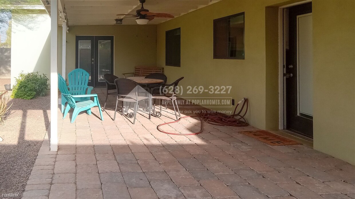 Foto principal - 3 br, 2 bath House - 6840 E Windsor Ave -