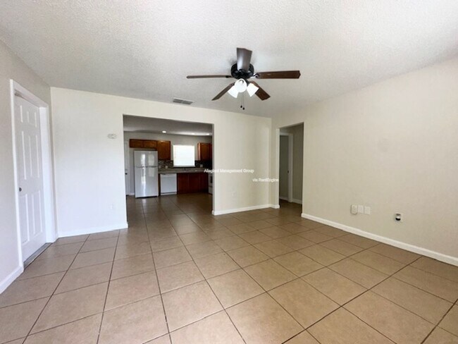 Building Photo - 658 McKinley Ct
