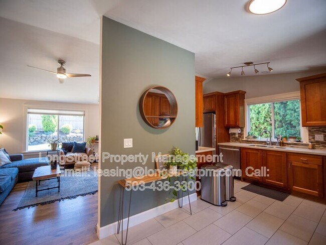Foto del edificio - 13610 SE Holgate Blvd