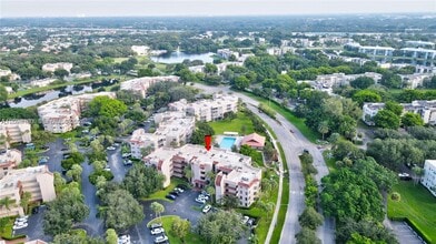 Building Photo - 1920 Sabal Palm Dr