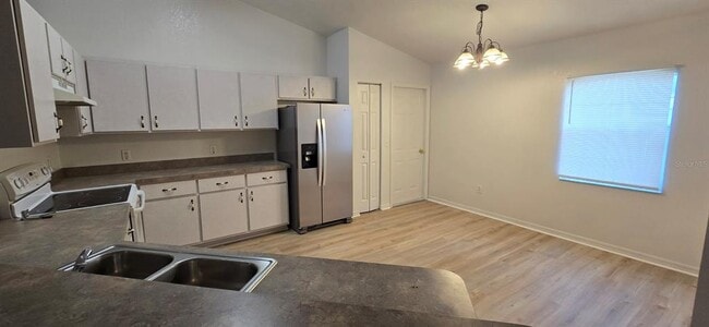 Foto del edificio - 6875 SE 52nd St