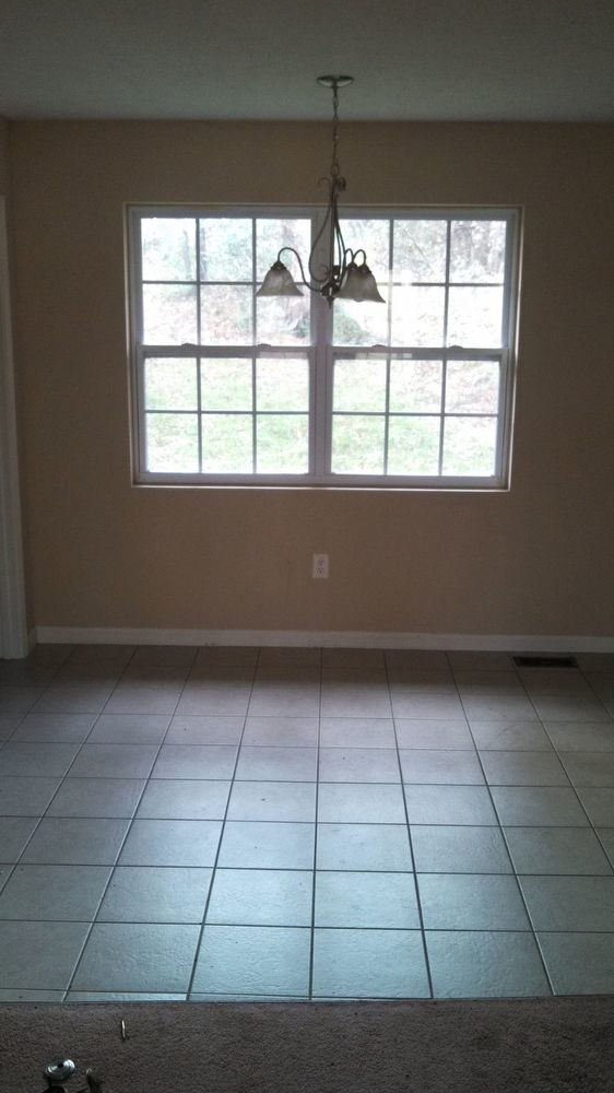 Building Photo - 60 Pine Hill Dr