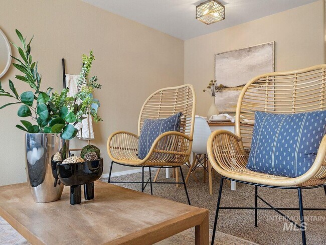 Foto del edificio - 1915 Blaine St