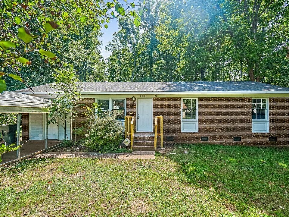 Primary Photo - 126 E Steele St