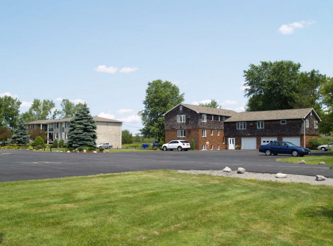 Building Photo - 1325 Ransom Rd