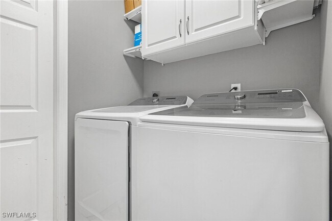 Foto del edificio - 2513 SW 32nd St