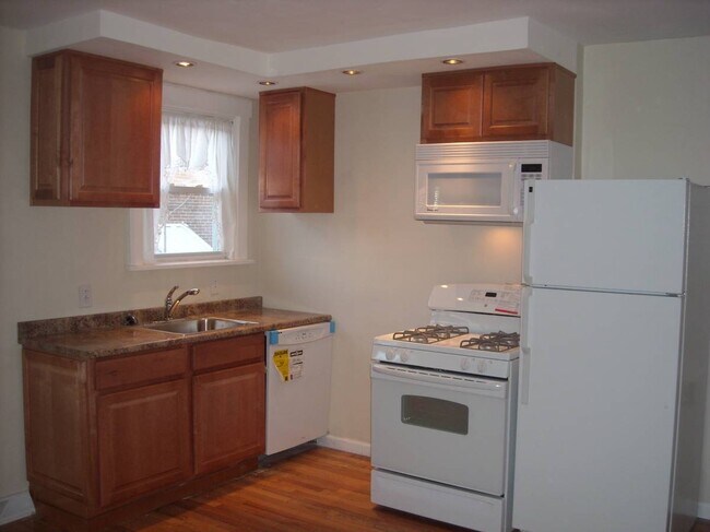 Building Photo - 4221 Post St