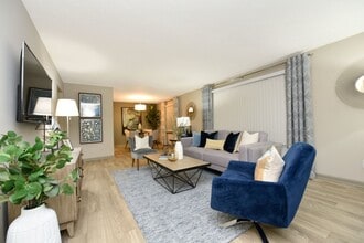 Building Photo - Veridian Castleton