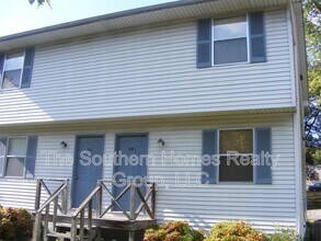 Building Photo - 602 Tellico Ave