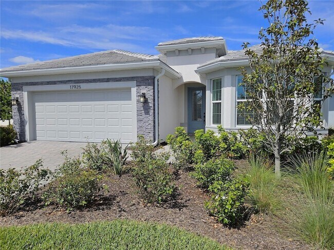 Foto del edificio - 17925 Nadine Pl