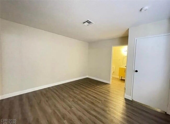 Building Photo - 453 N Lamb Blvd