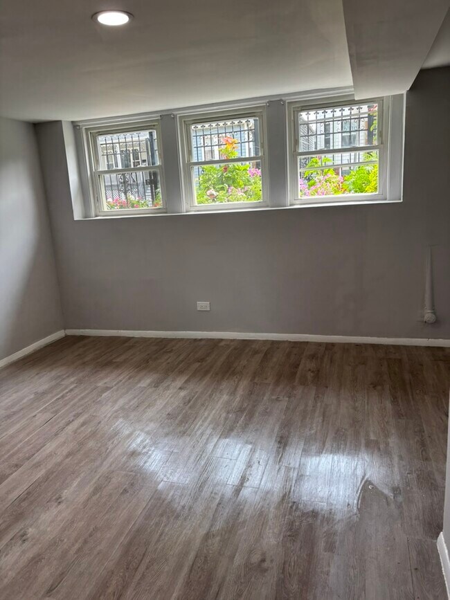Foto del edificio - 3522 W Wolfram St