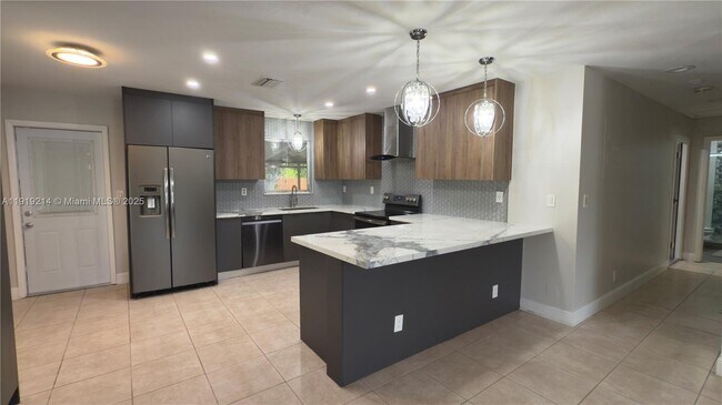 Foto del edificio - 1912 SW 97th Terrace