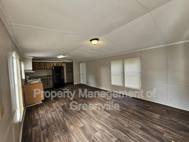 Building Photo - 146 Duncanwood Dr