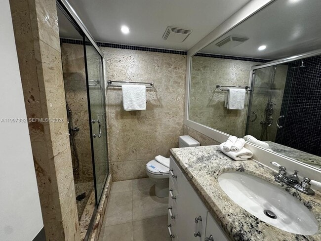 Building Photo - 5225 Collins Ave