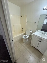 Building Photo - 5208 Greene Ln