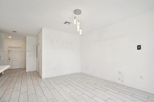 Foto del edificio - 1006 SE 23rd Ave