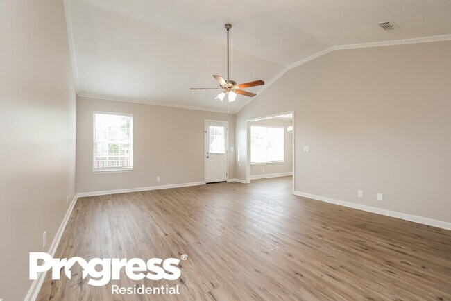 Foto del edificio - 1195 St Andrews Dr