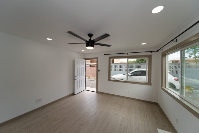 Foto del edificio - 98-352 Pono St
