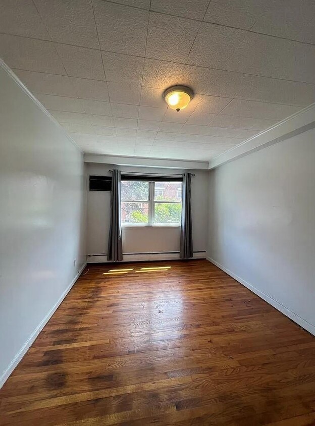 Foto principal - 2422 Wilson Ave