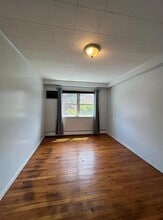 Building Photo - 2422 Wilson Ave