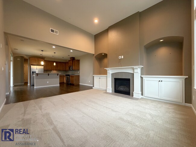 Foto del edificio - 16629 NW Rossetta St