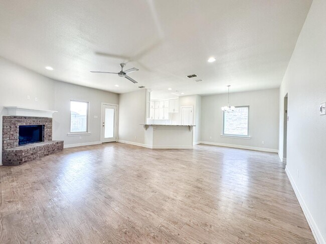 Foto del edificio - 1108 N Gardner Ave