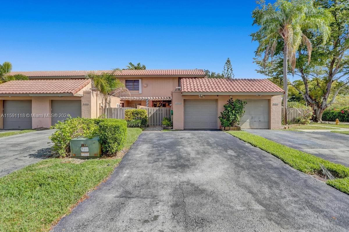 Foto principal - 20533 NE 6th Ct